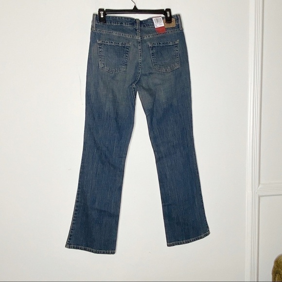 LEVI’S low rise bootcut denim pants. Size 6 - Picture 4 of 6